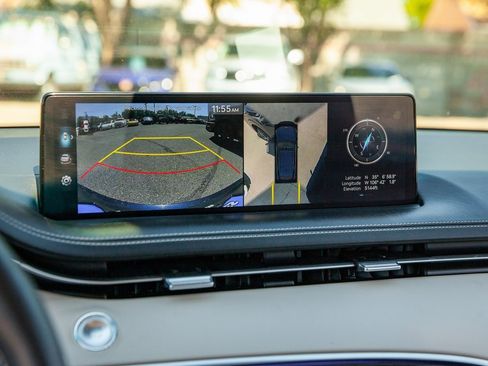 Used 2024 Genesis GV70 3.5T Sport w/ Sport Prestige Package image 15