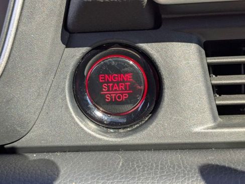 Certified 2023 Honda Pilot Elite image 28