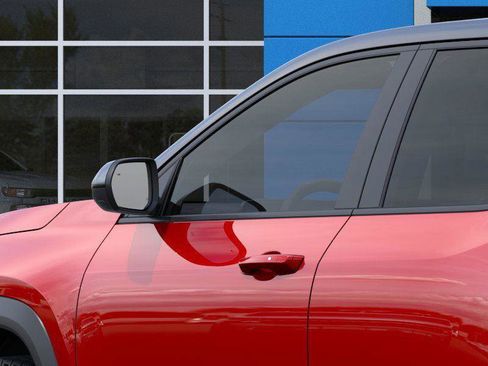 New 2026 Chevrolet Equinox LT w/ Convenience Package II image 24