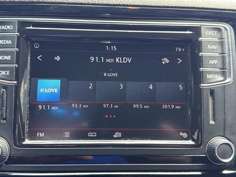 Used 2018 Volkswagen Jetta GLI FWD image 22
