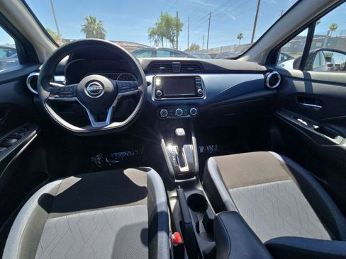 Used 2025 Nissan Versa SV FWD image 24