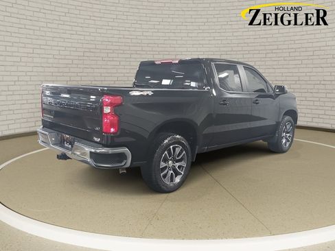 Used 2024 Chevrolet Silverado 1500 LT image 5