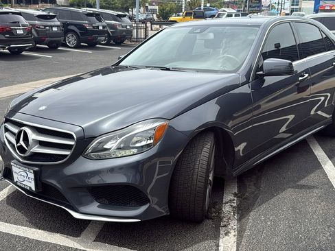 Used 2016 Mercedes-Benz E 350 4MATIC Sedan image 7