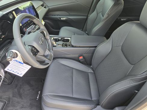 New 2026 Lexus RX 350h AWD/4WD image 5