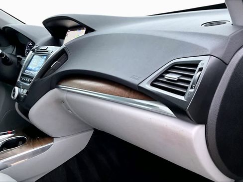 Used 2020 Acura MDX FWD w/ Advance Package image 18