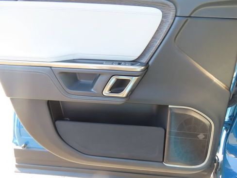 Used 2023 Rivian R1S Adventure AWD/4WD image 11