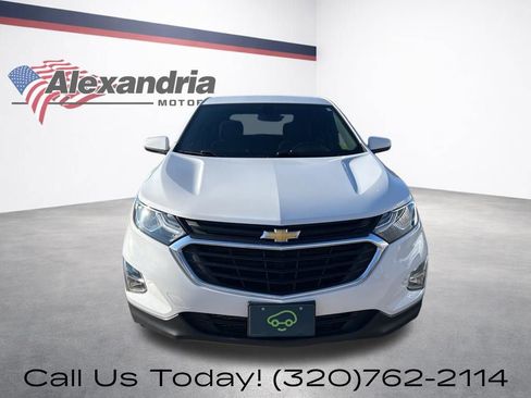 Certified 2018 Chevrolet Equinox LT image 2