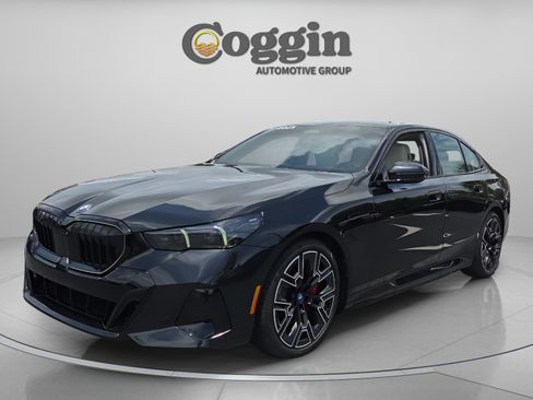Used 2025 BMW 550e xDrive w/ Premium Package AWD/4WD image 1
