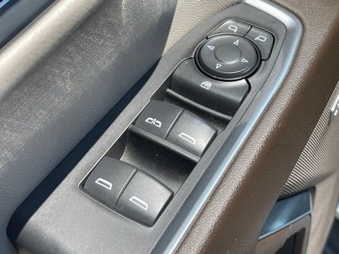 Used 2023 Chevrolet Silverado 1500 RST w/ Convenience Package II image 18