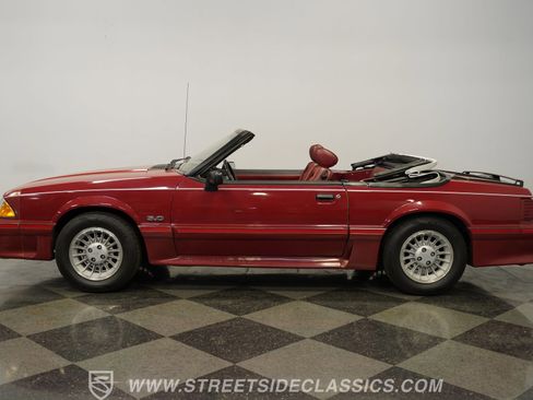 Used 1988 Ford Mustang GT image 2