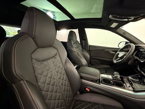 Used 2024 Audi SQ8 Premium Plus w/ Executive Package AWD/4WD image 39