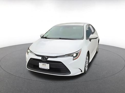Used 2023 Toyota Corolla LE FWD image 7