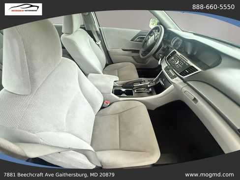 Used 2013 Honda Accord LX image 25