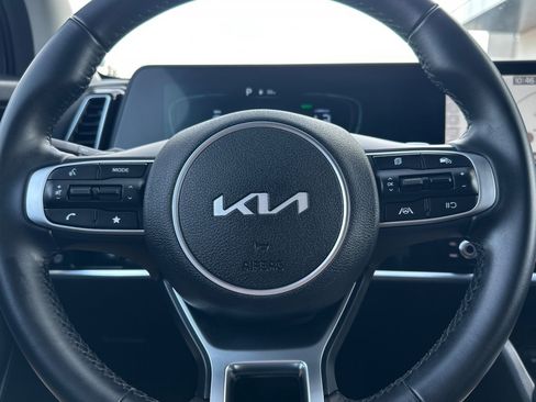 Certified 2024 Kia Sportage EX image 23