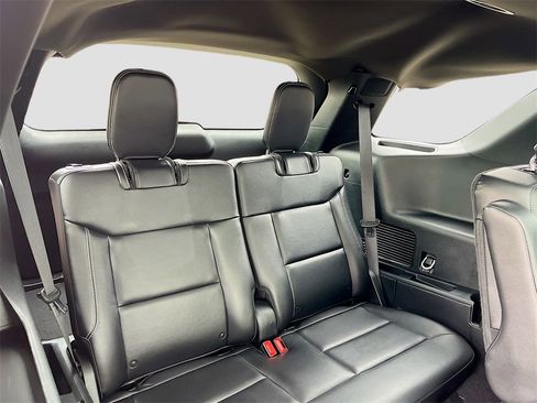 Used 2024 Ford Explorer ST w/ Equipment Group 401A image 29