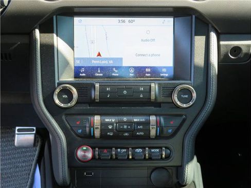 Used 2022 Ford Mustang Shelby GT500 w/ Technology Package image 6