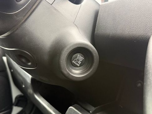 Used 2023 RAM ProMaster 2500 image 27