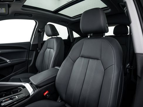 Certified 2025 Audi Q5 Premium Plus w/ Premium Plus AWD/4WD image 15
