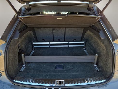 Used 2021 Bentley Bentayga Speed image 14