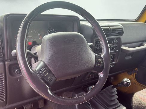 Used 2000 Jeep Wrangler Sport AWD/4WD image 18