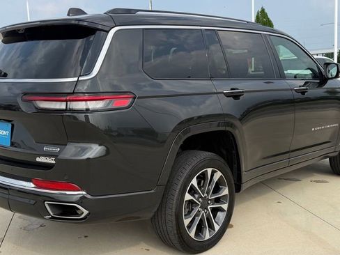 Certified 2022 Jeep Grand Cherokee L Overland w/ Luxury Tech Group IV AWD/4WD image 6