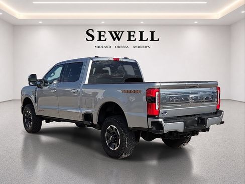 Used 2024 Ford F250 Platinum w/ Tremor Off-Road Package AWD/4WD image 3