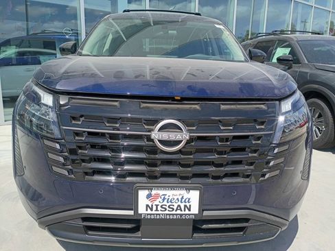 New 2026 Nissan Pathfinder SV image 2