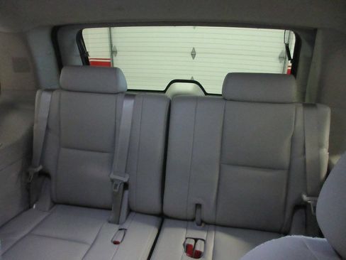 Used 2013 Chevrolet Tahoe LTZ AWD/4WD image 21