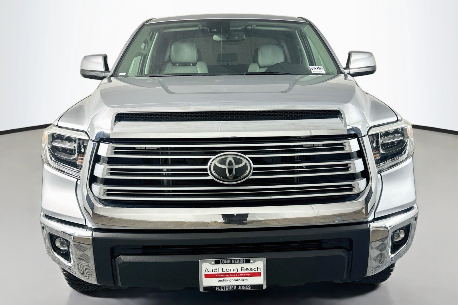 Used 2021 Toyota Tundra Limited w/ Limited Premium Package RWD image 2