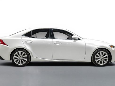 Used 2016 Lexus IS 200t RWD image 5