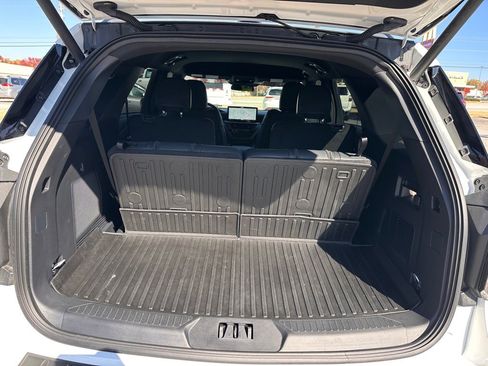 Certified 2025 Ford Explorer ST-Line image 29