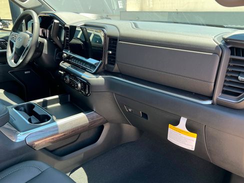 New 2026 Chevrolet Silverado 2500 LTZ w/ Trail Boss Package AWD/4WD image 24