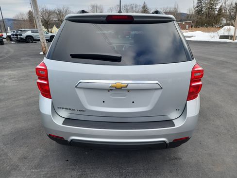 Used 2017 Chevrolet Equinox LT w/ Convenience Package image 7