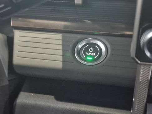 New 2025 GMC Hummer EV 2X w/ LPO, Dark Essentials Package image 21