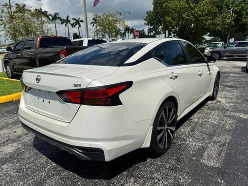 Used 2020 Nissan Altima 2.5 SR FWD image 4