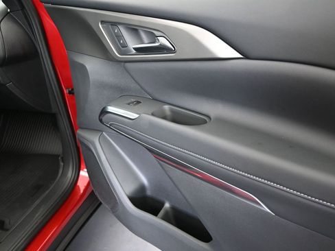 New 2026 Chevrolet Traverse LT image 23