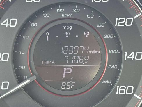 Used 2014 Honda Accord Sport image 28