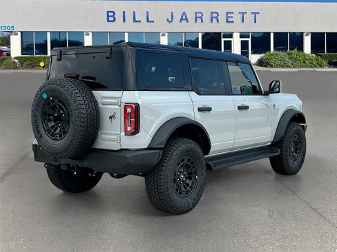 New 2026 Ford Bronco Outer Banks w/ Sasquatch Package AWD/4WD image 4