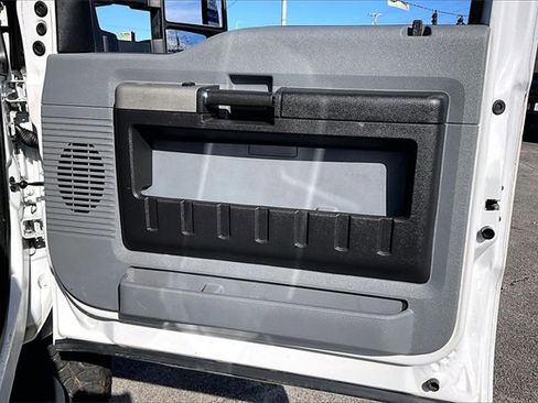 Used 2015 Ford F350 XLT w/ XLT Value Package image 24