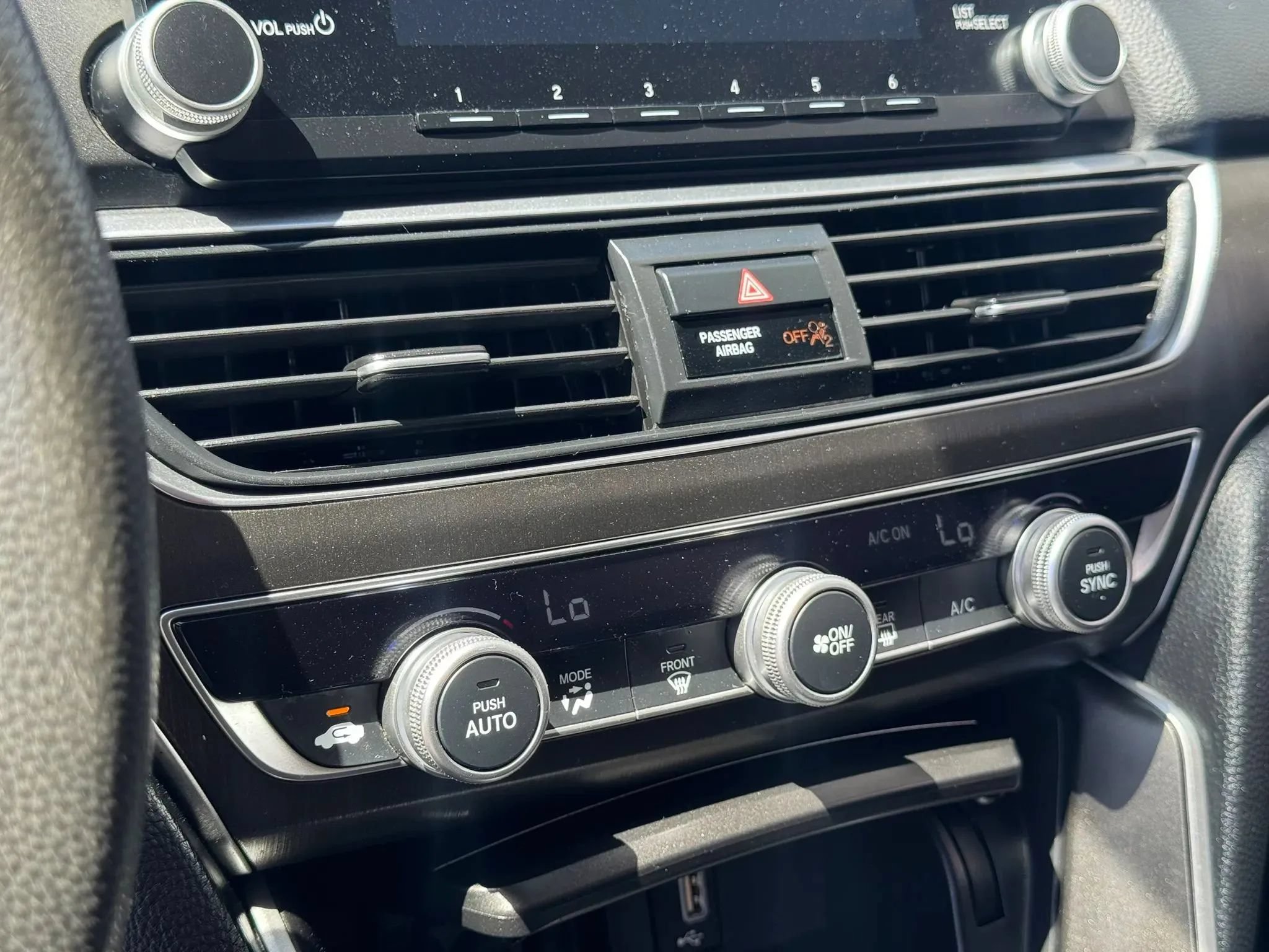Used 2019 Honda Accord LX image 21