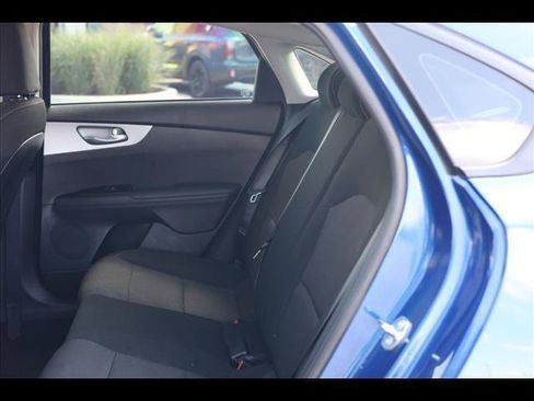 Used 2024 Kia Forte LXS w/ LXS Technology Package image 13