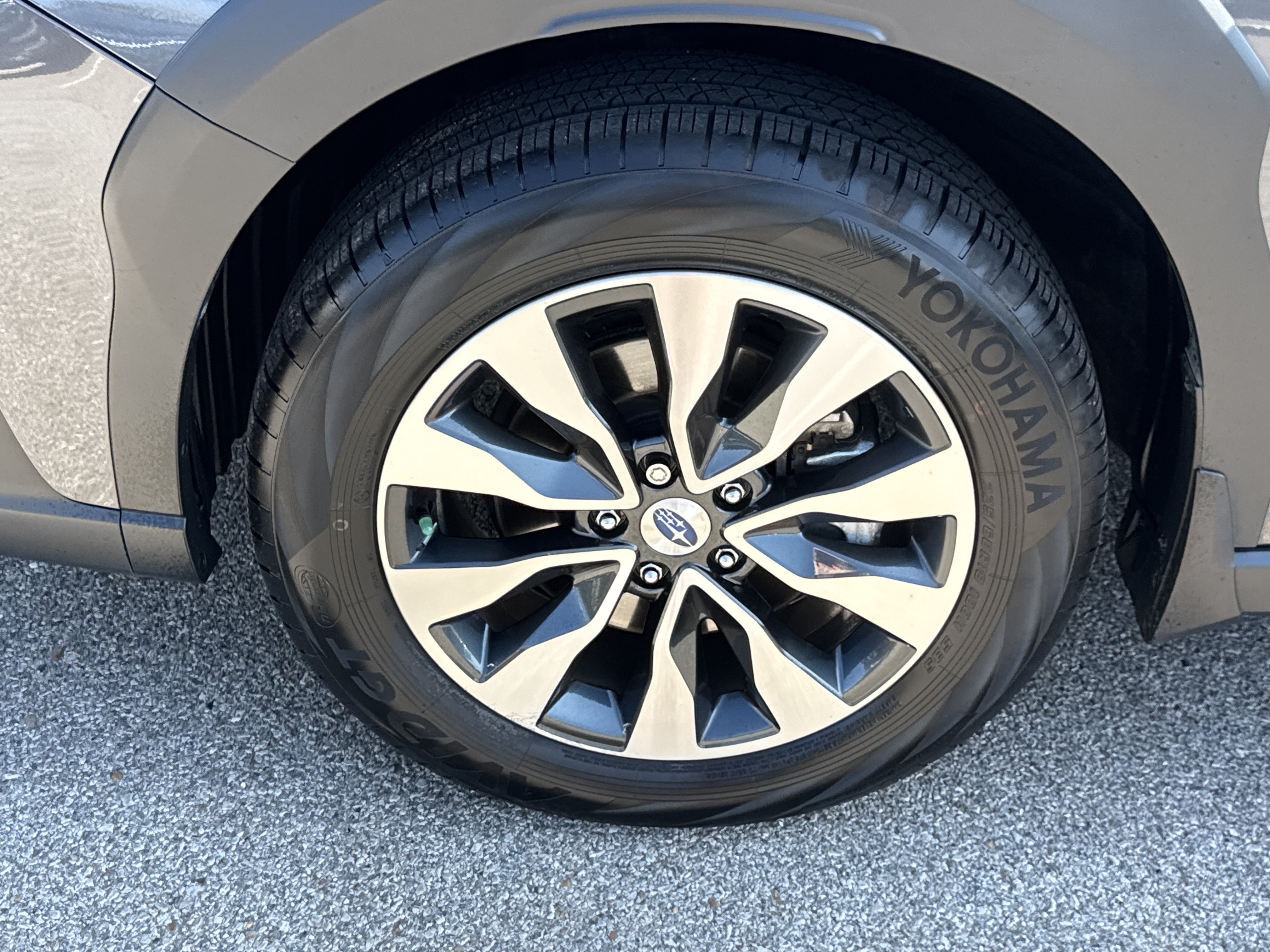 Used 2023 Subaru Outback Touring XT AWD/4WD image 9
