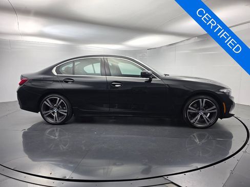 Certified 2024 BMW 330i xDrive Sedan w/ Premium Package AWD/4WD image 3