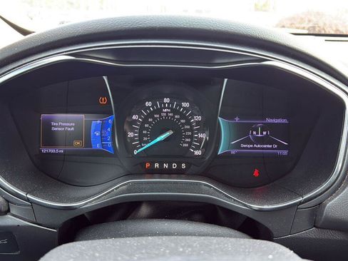 Used 2013 Ford Fusion Titanium AWD/4WD image 3