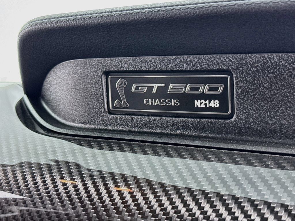 Used 2022 Ford Mustang Shelby GT500 w/ Carbon Fibre Track Pack RWD image 27