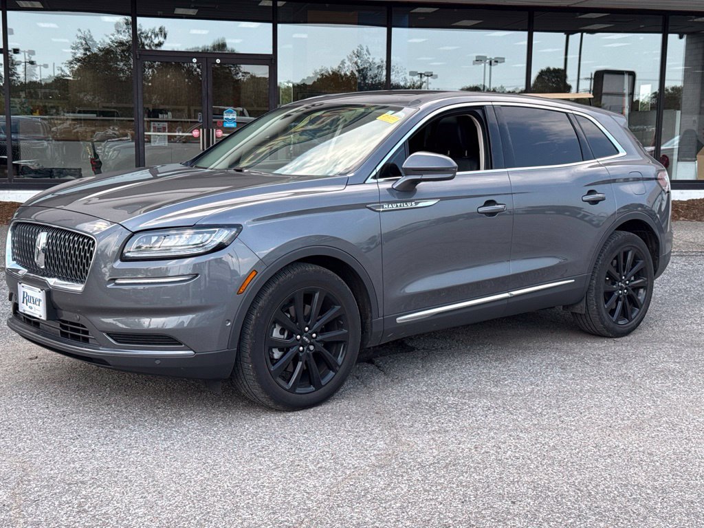 Used 2023 Lincoln Nautilus Reserve w/ Equipment Group 201A AWD/4WD image 7