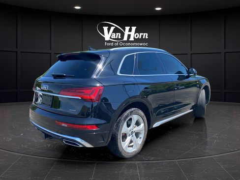 Used 2023 Audi Q5 2.0T Premium Plus w/ Premium Plus Package AWD/4WD image 7
