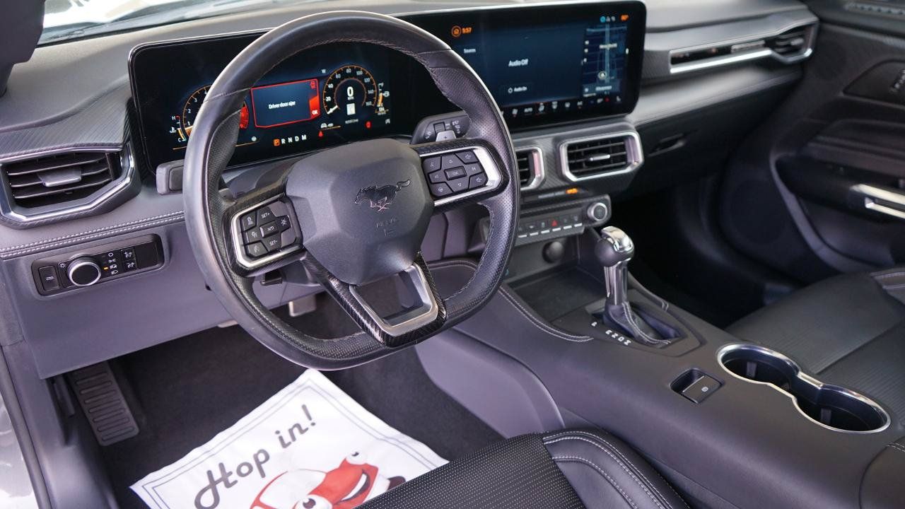 Used 2025 Ford Mustang GT Premium RWD image 10