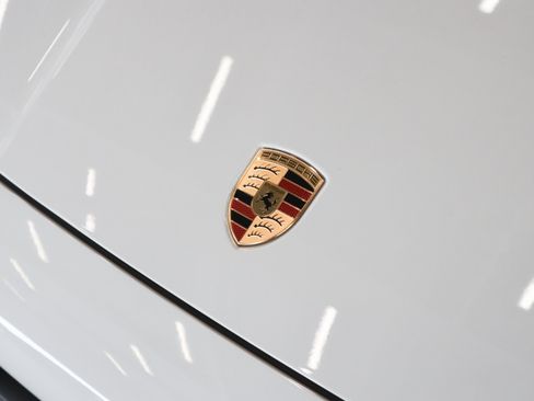Certified 2025 Porsche Cayenne GTS AWD/4WD image 29