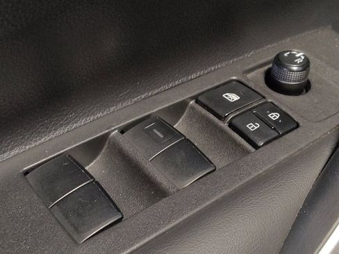 Used 2022 Toyota Corolla XLE w/ Advanced Lighting Package image 27